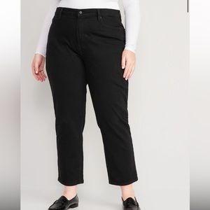 Old Navy Extra High-Waisted Sky-Hi Straight Black Jeans
